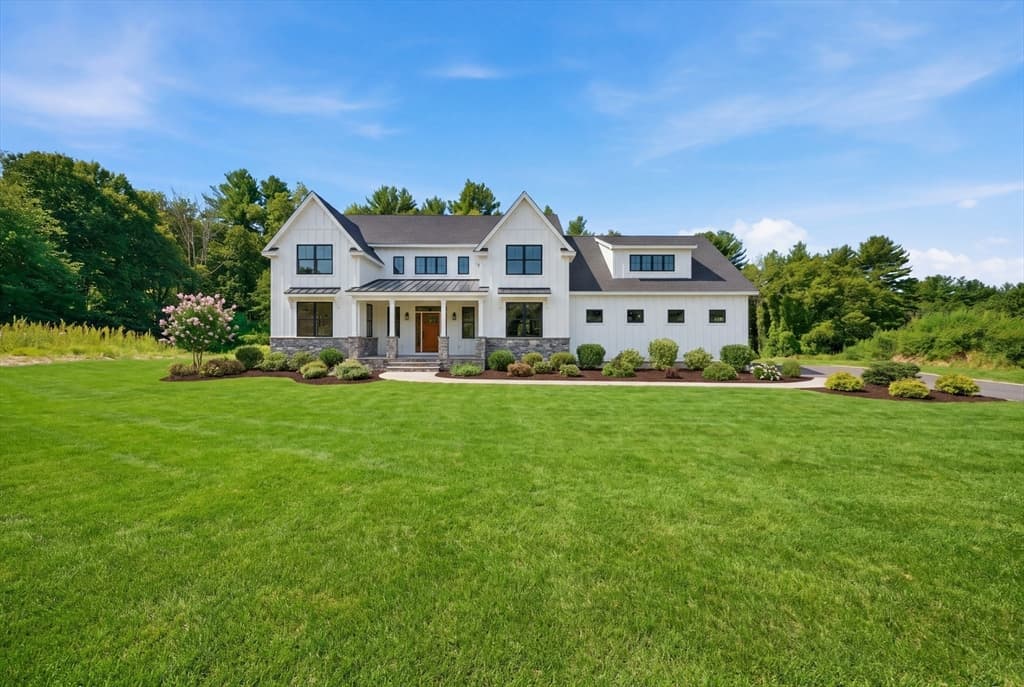 303 Harwood Ave, Littleton MA 01460