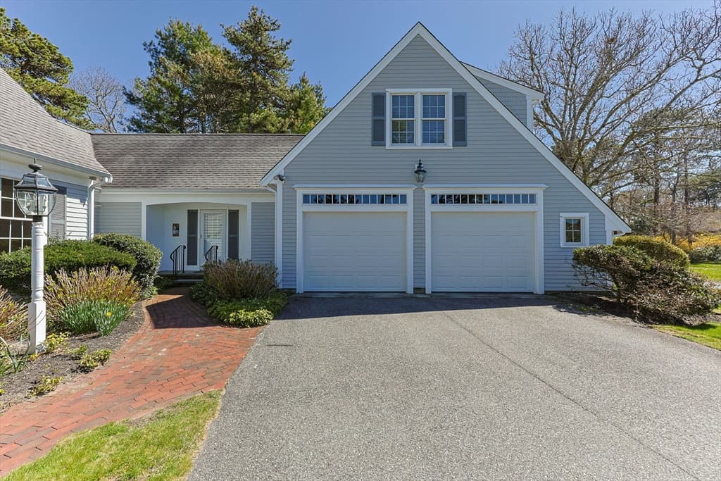 56 Shad Bush Cir, Dennis MA 02660 photo 3