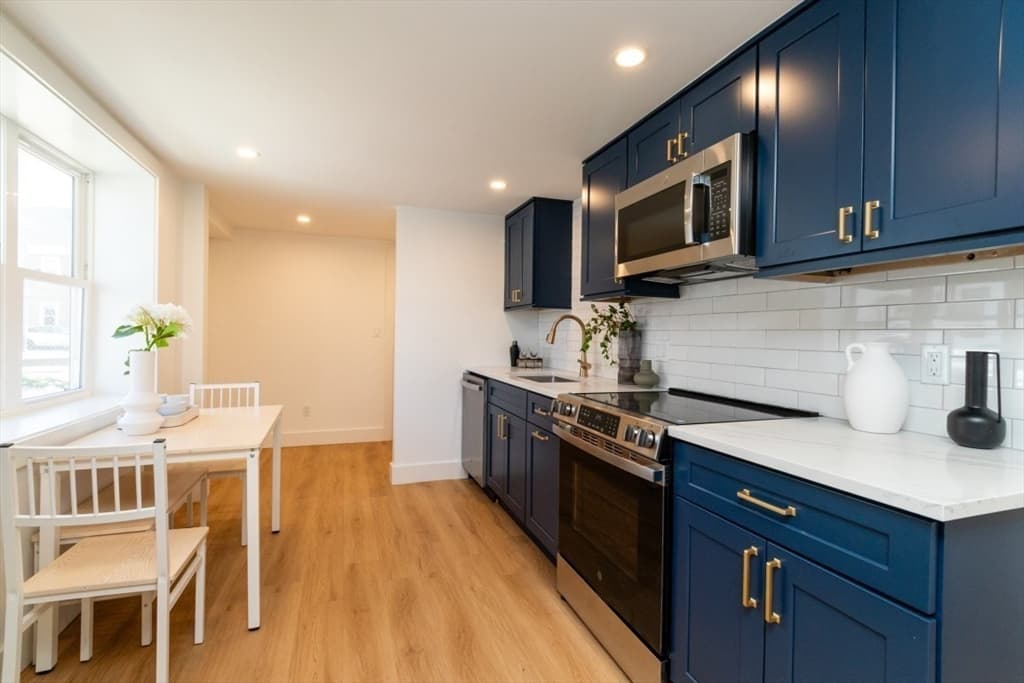 30 Columbus # 30, Waltham MA 02451 photo 5