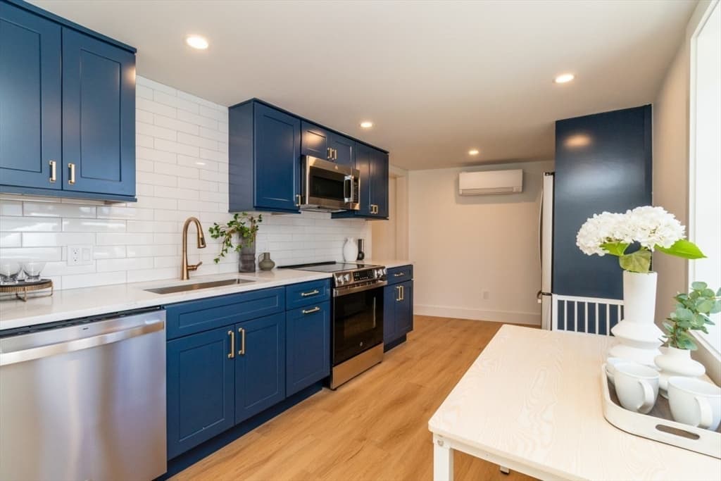 30 Columbus # 30, Waltham MA 02451 photo 4