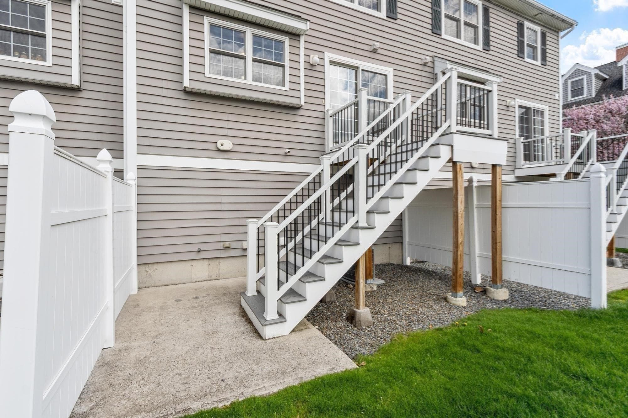 Condominium at 1975 Middlesex St # 33, Lowell MA 01851, photo 22 of 24