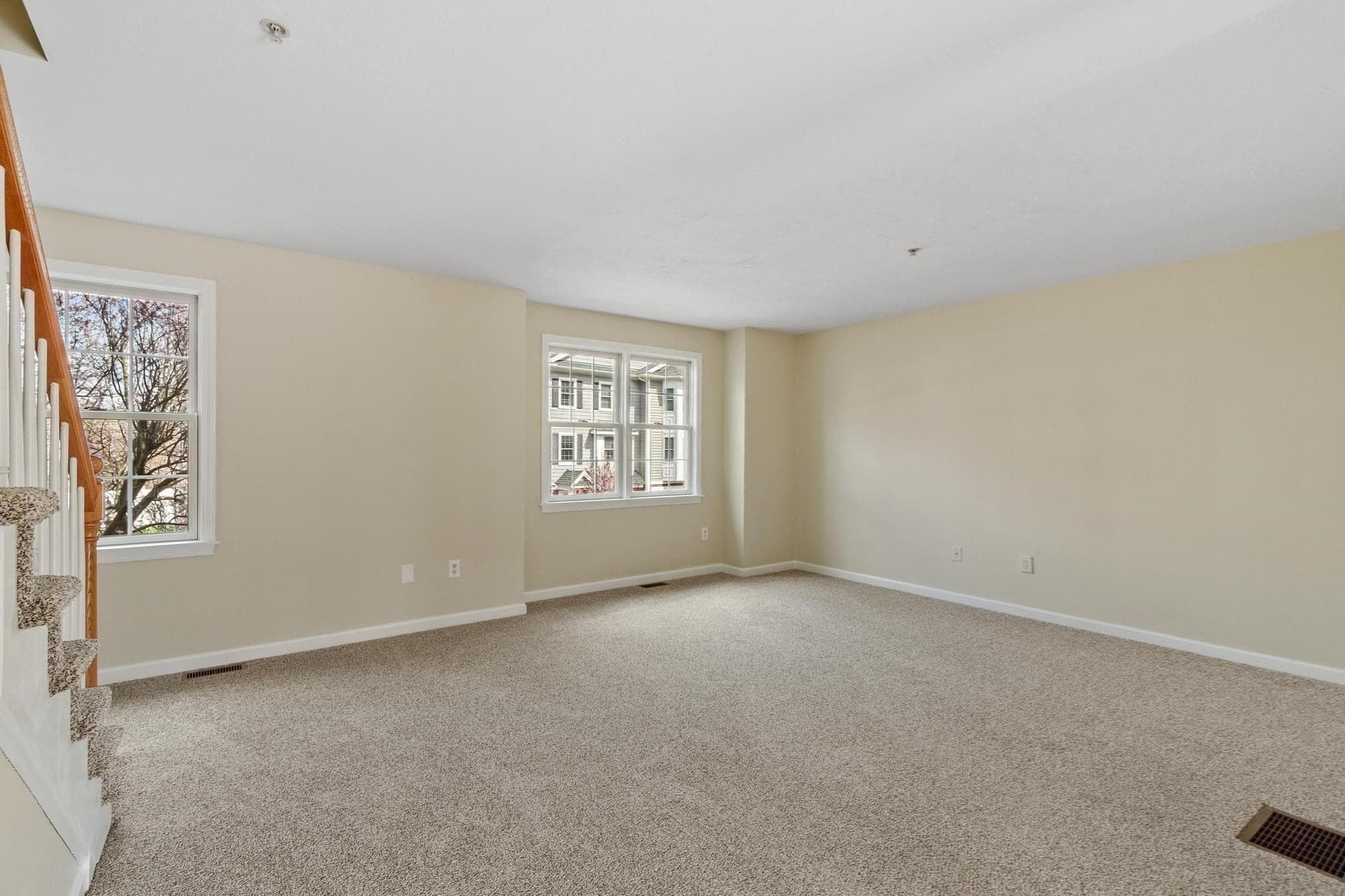 Condominium at 1975 Middlesex St # 33, Lowell MA 01851, photo 7 of 24