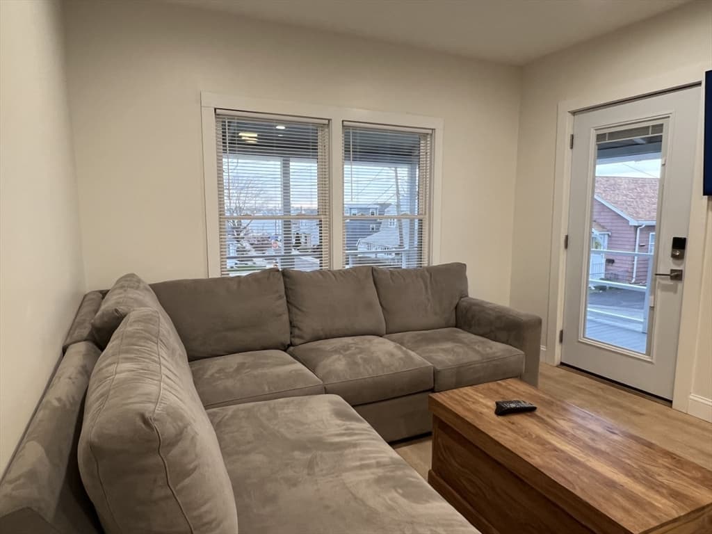 51 Undine Ave, Winthrop MA 02152 photo 10