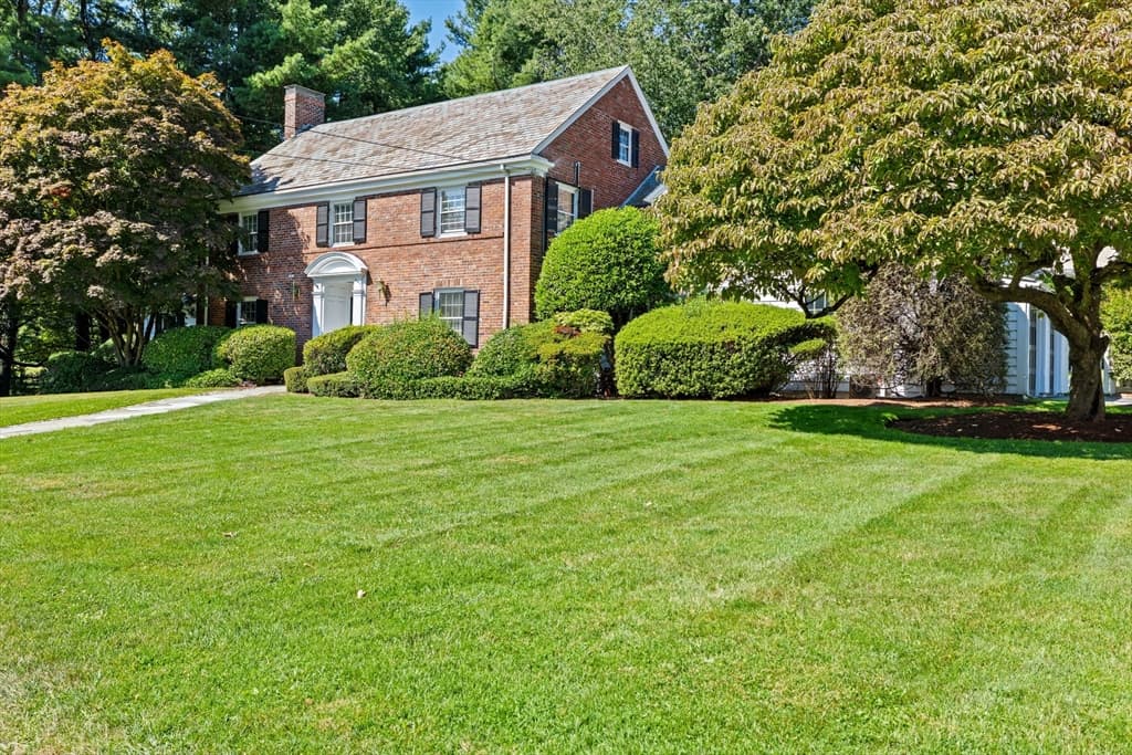 Single Family Residence at 443 Chestnut, Newton MA 02468, Newton, photo 2 of 28
