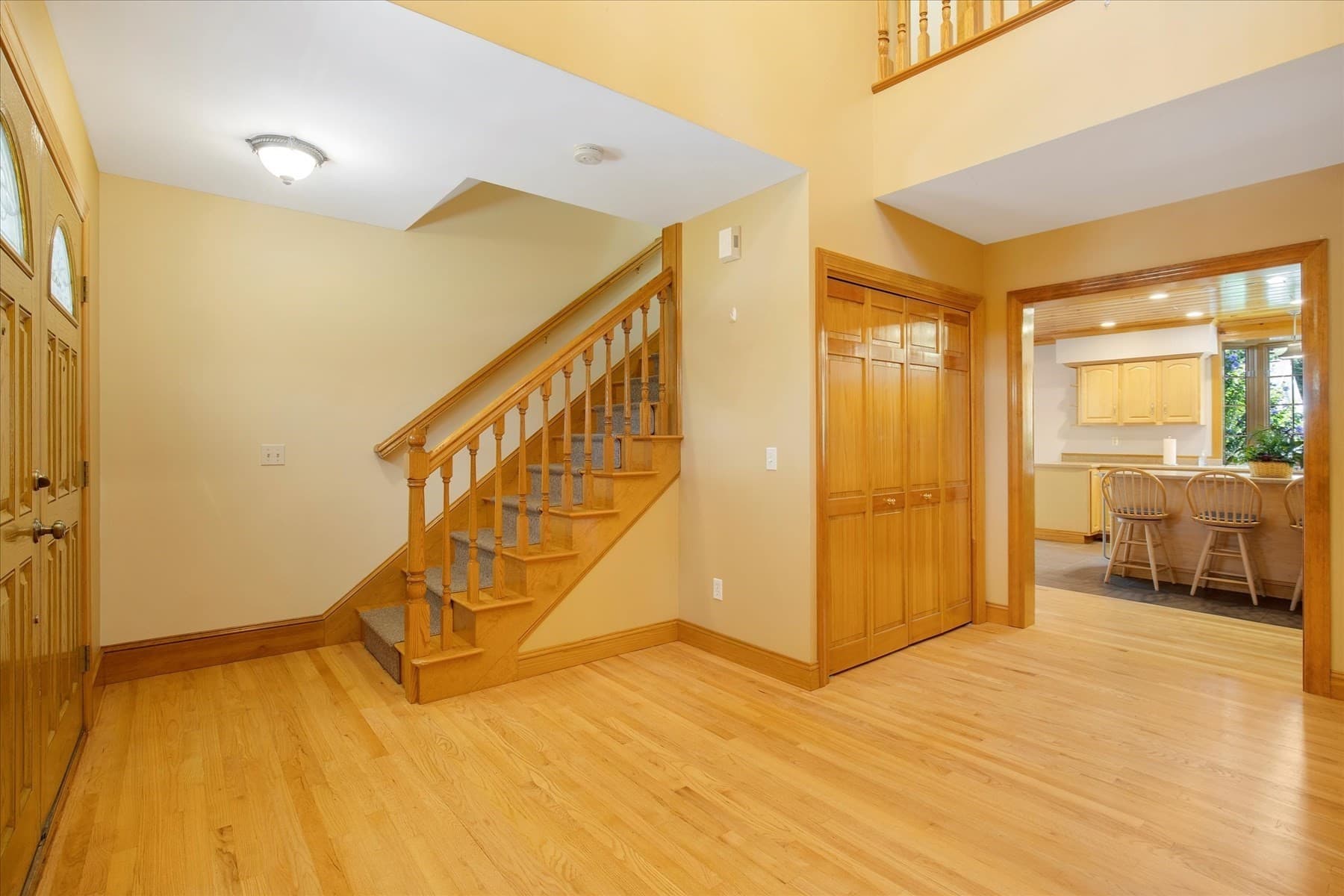 Single Family Residence at 220 Mattapoisett Rd, Rochester MA 02770, Rochester, photo 6 of 40