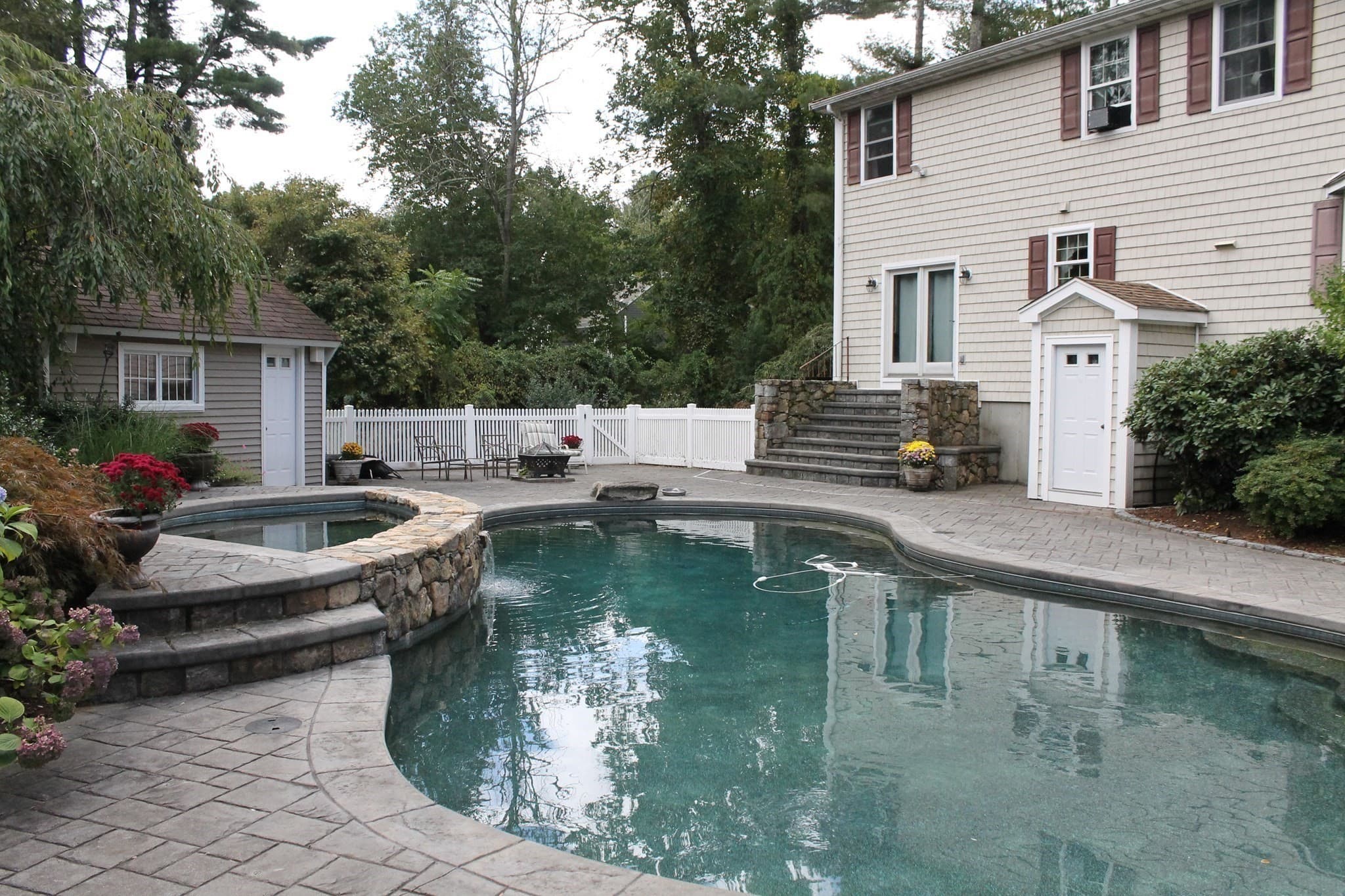 Single Family Residence at 220 Mattapoisett Rd, Rochester MA 02770, Rochester, photo 33 of 40