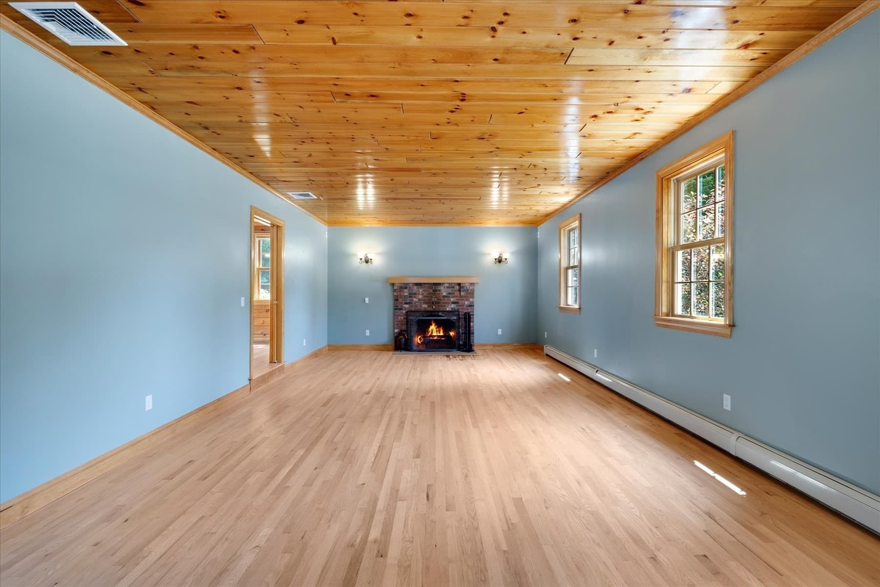 Single Family Residence at 220 Mattapoisett Rd, Rochester MA 02770, Rochester, photo 11 of 40