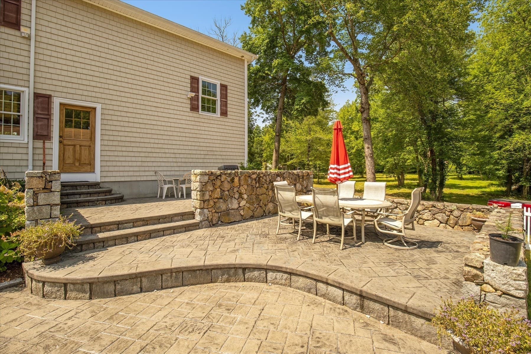 Single Family Residence at 220 Mattapoisett Rd, Rochester MA 02770, Rochester, photo 29 of 40