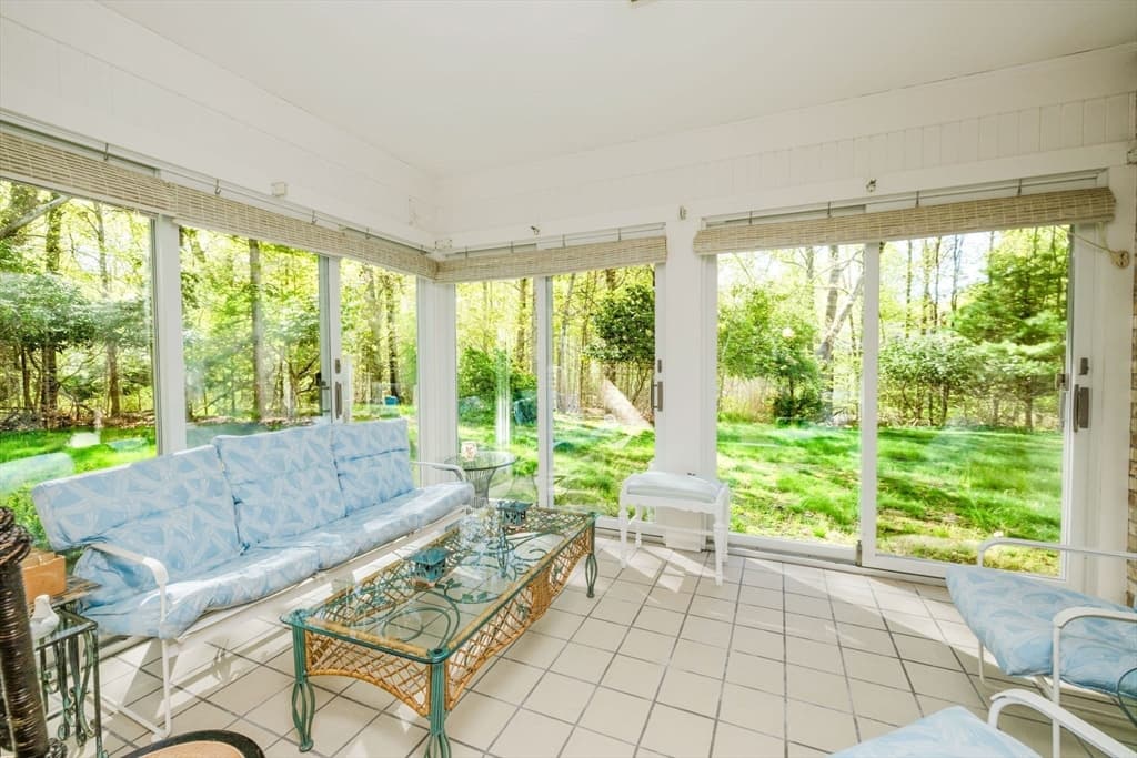 Single Family Residence at 191 Fairway Drive, Seekonk MA 02771, photo 10 of 41