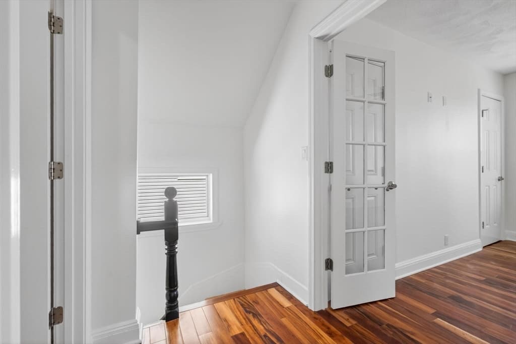 39 Ash Ave, Somerville MA 02145 photo 18