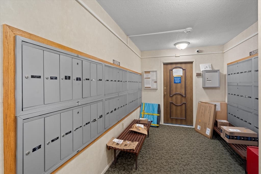 Condominium at 80 Salisbury St # 101, Worcester MA 01609, photo 7 of 27