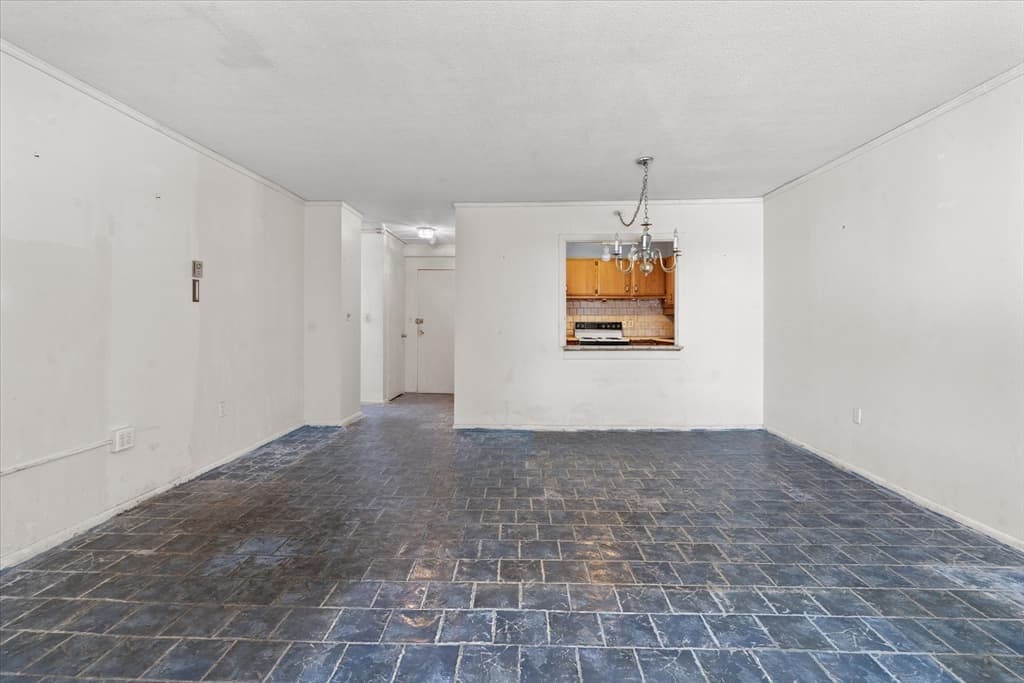Condominium at 80 Salisbury St # 101, Worcester MA 01609, photo 10 of 27