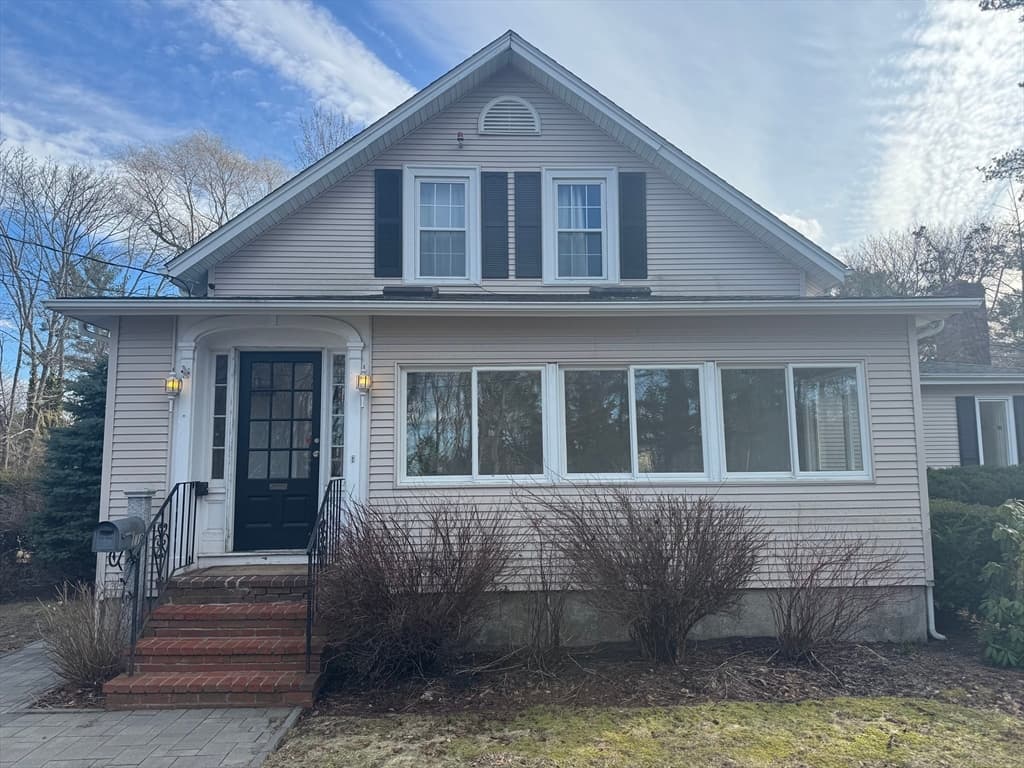 110 Main St, Kingston MA 02364