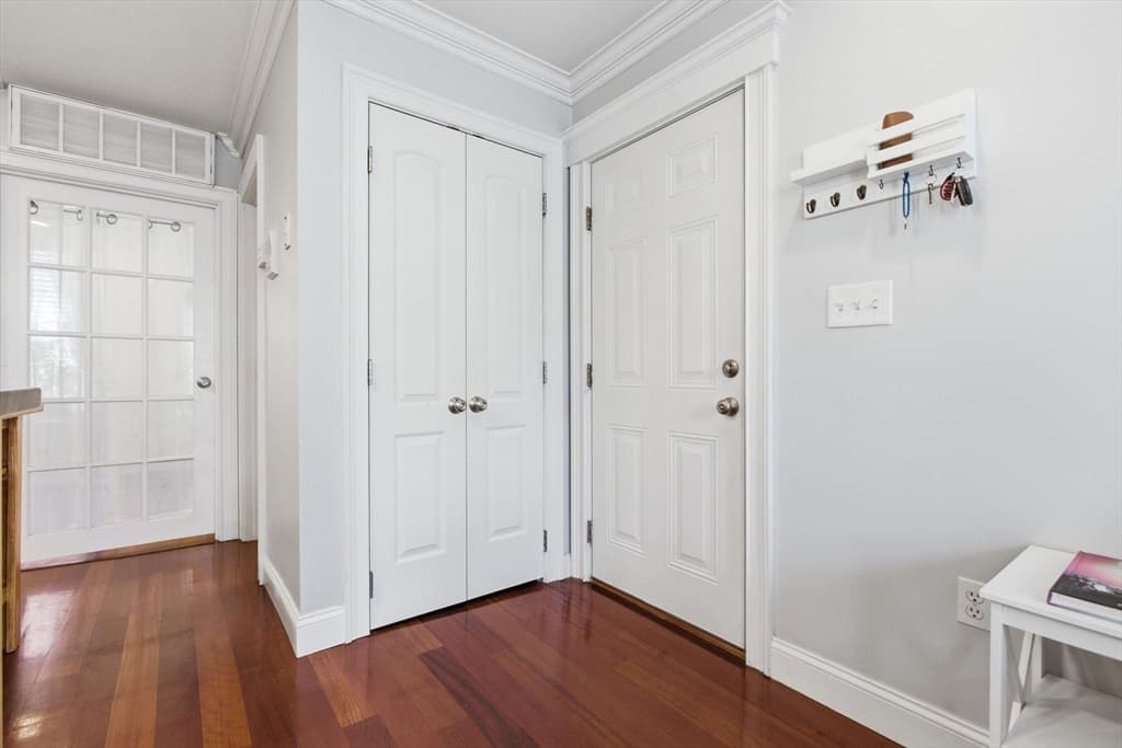 Condominium at 523 E 2nd St # 5, Boston MA 02127, Boston, photo 6 of 19
