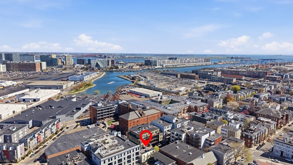 Condominium at 523 E 2nd St # 5, Boston MA 02127, Boston, photo 16 of 19