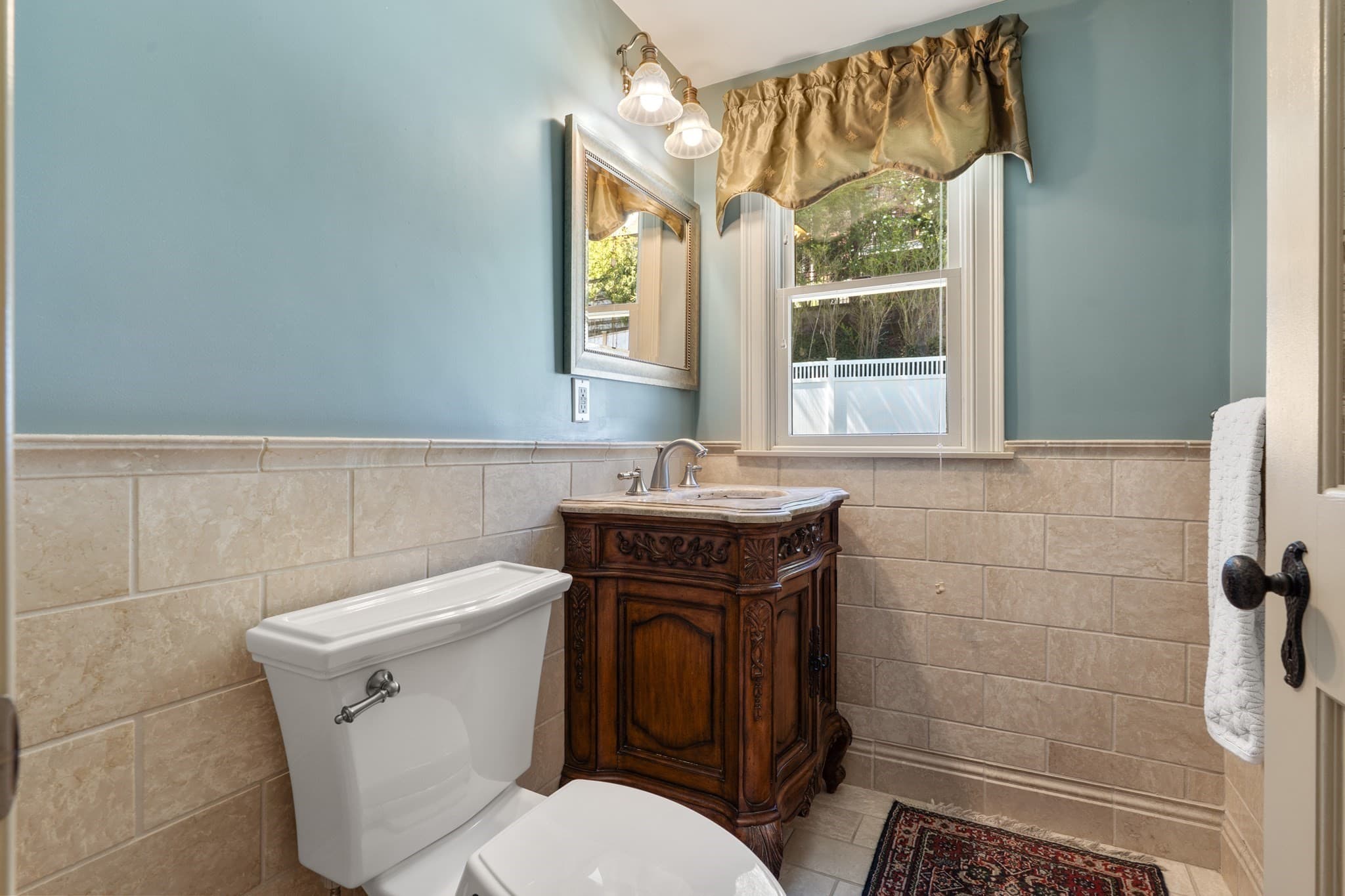 Single Family Residence at 34 Lincoln Street, Belmont MA 02478, photo 14 of 27