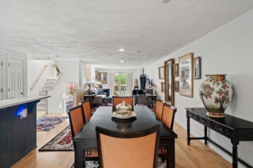 Condominium at 8 Deer Path # 8, Hudson MA 01749, Hudson, photo 10 of 30