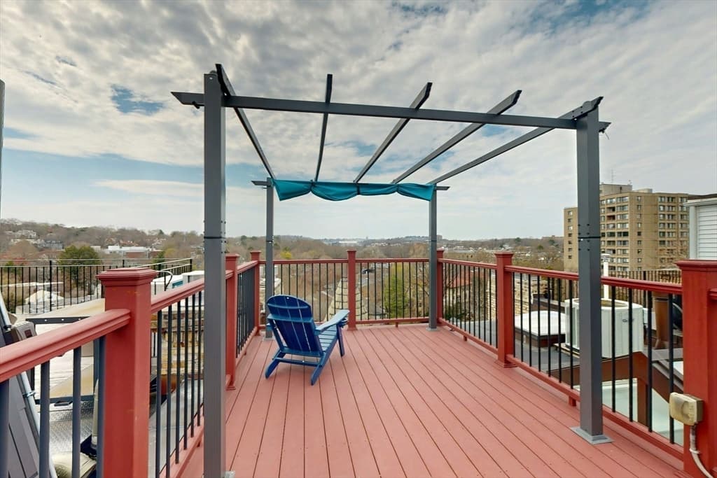322 Tappan St # 2, Brookline MA 02445 photo 37