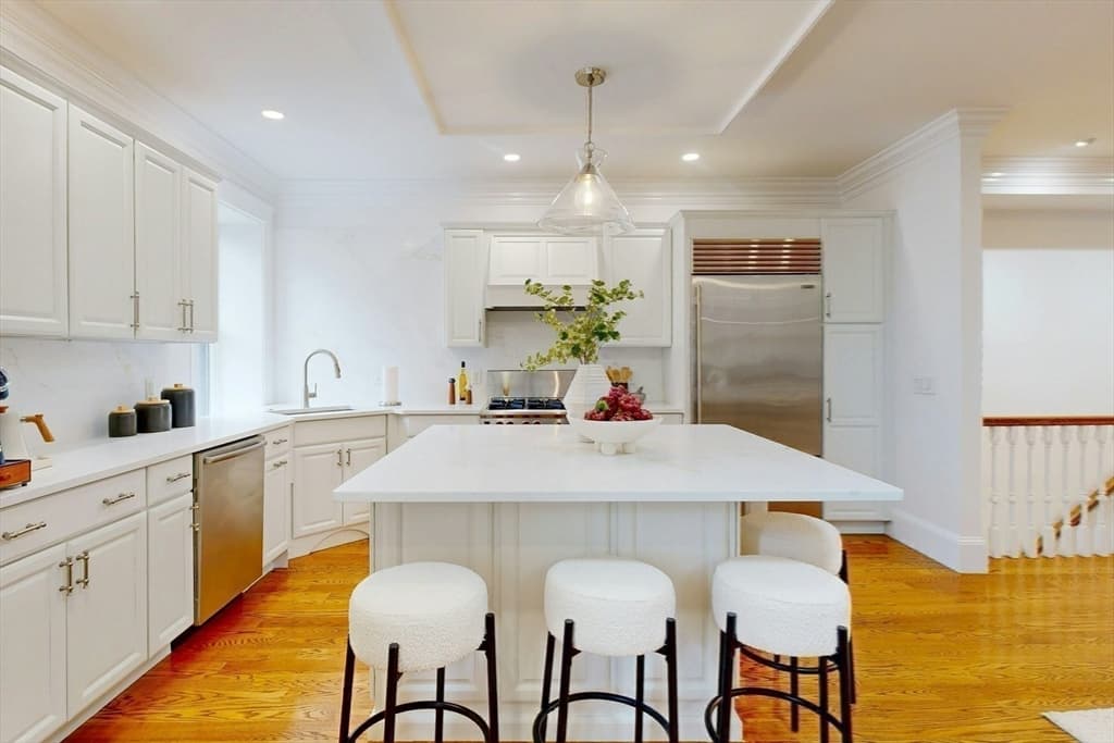 322 Tappan St # 2, Brookline MA 02445 photo 15