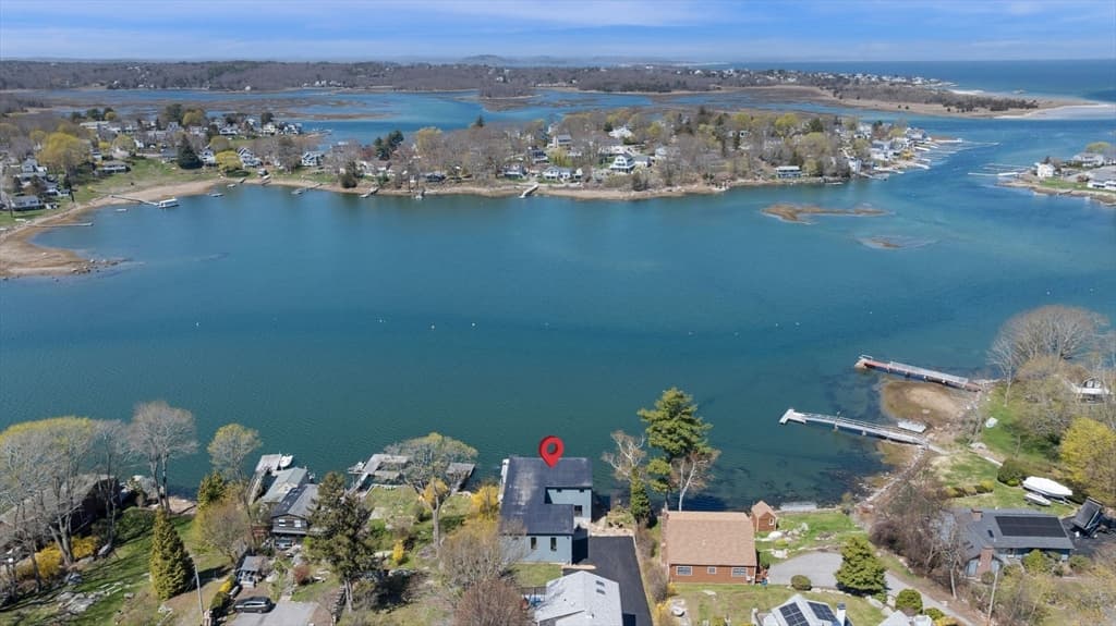 498 Washington St, Gloucester MA 01930 photo 5
