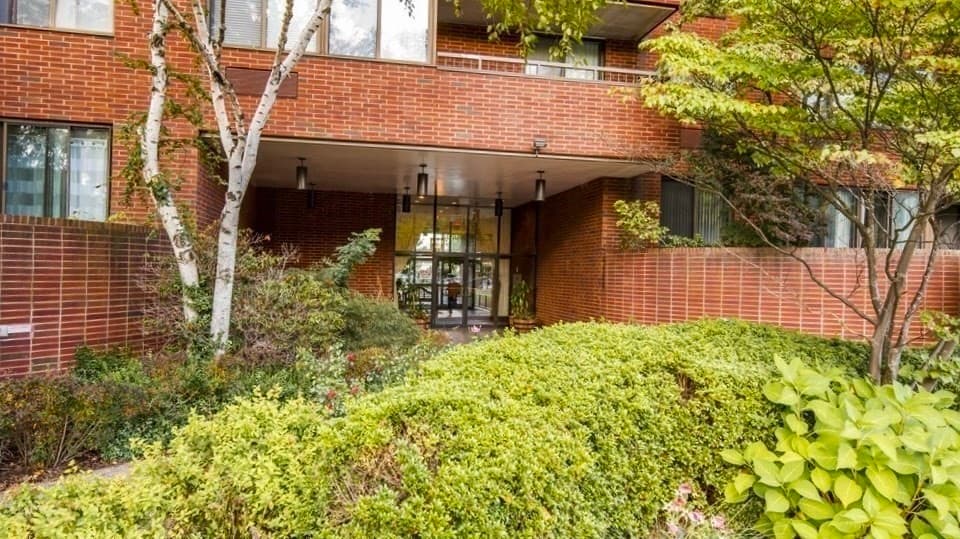 Condominium at 77 Adams Street # 610, Quincy MA 02169, photo 17 of 18