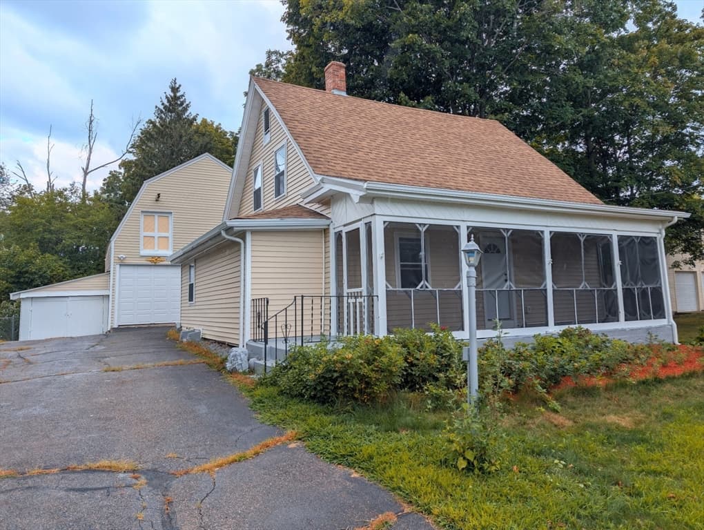 56 N.Broadway, Haverhill MA 01832