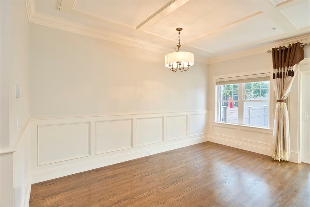 Condominium at 20 Dalby St # 20, Newton MA 02458, Newton, photo 15 of 42