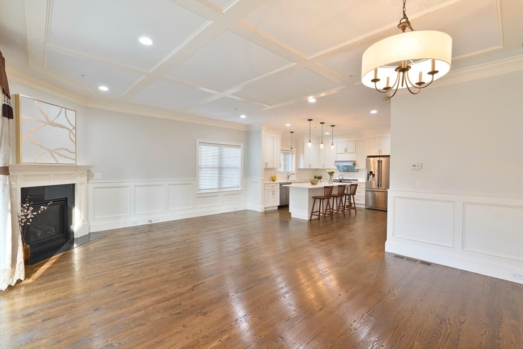 Condominium at 20 Dalby St # 20, Newton MA 02458, Newton, photo 11 of 42