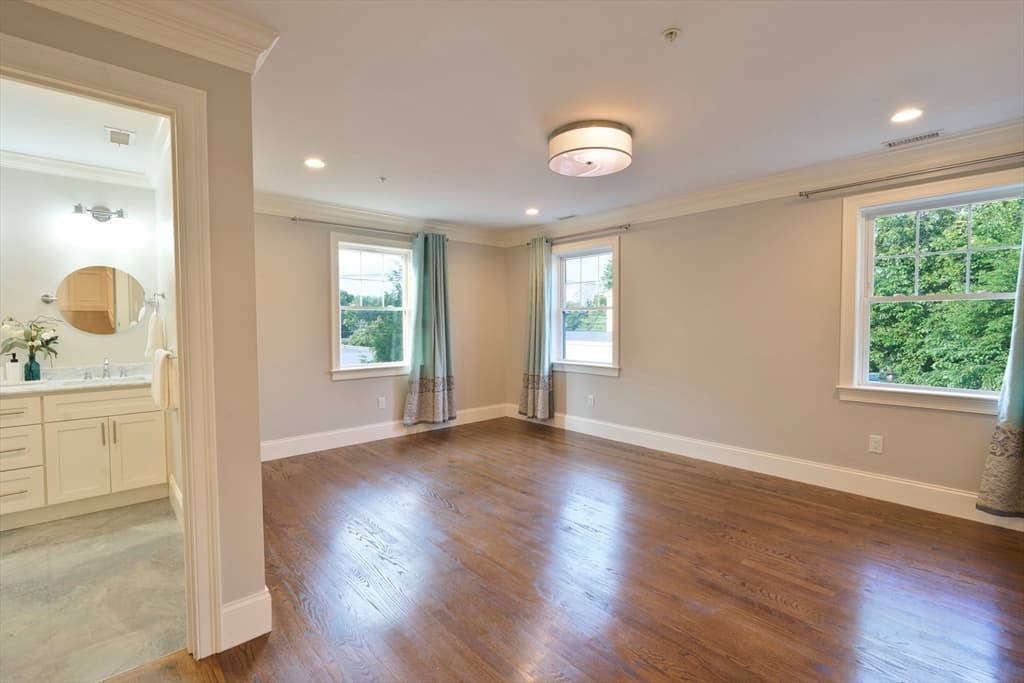 Condominium at 20 Dalby St # 20, Newton MA 02458, Newton, photo 19 of 42