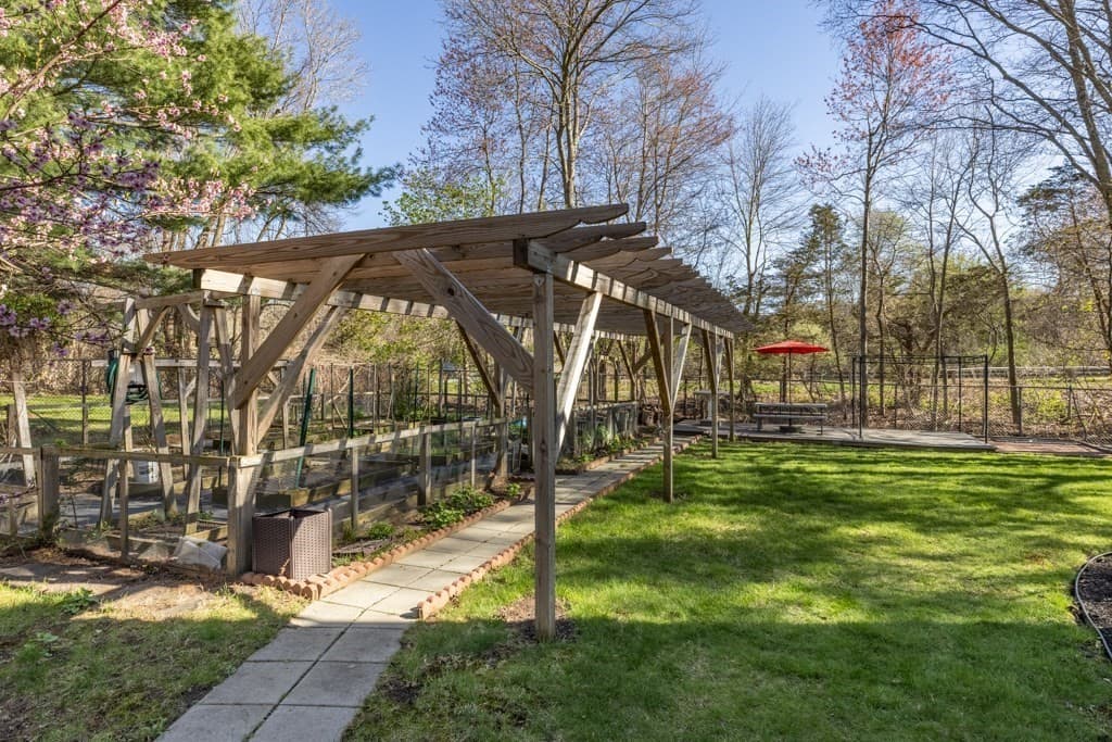 Single Family Residence at 255 Worthen Rd East, Lexington MA 02421, Lexington, photo 32 of 32