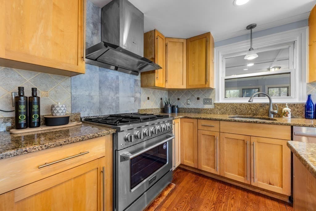 Single Family Residence at 255 Worthen Rd East, Lexington MA 02421, Lexington, photo 10 of 32