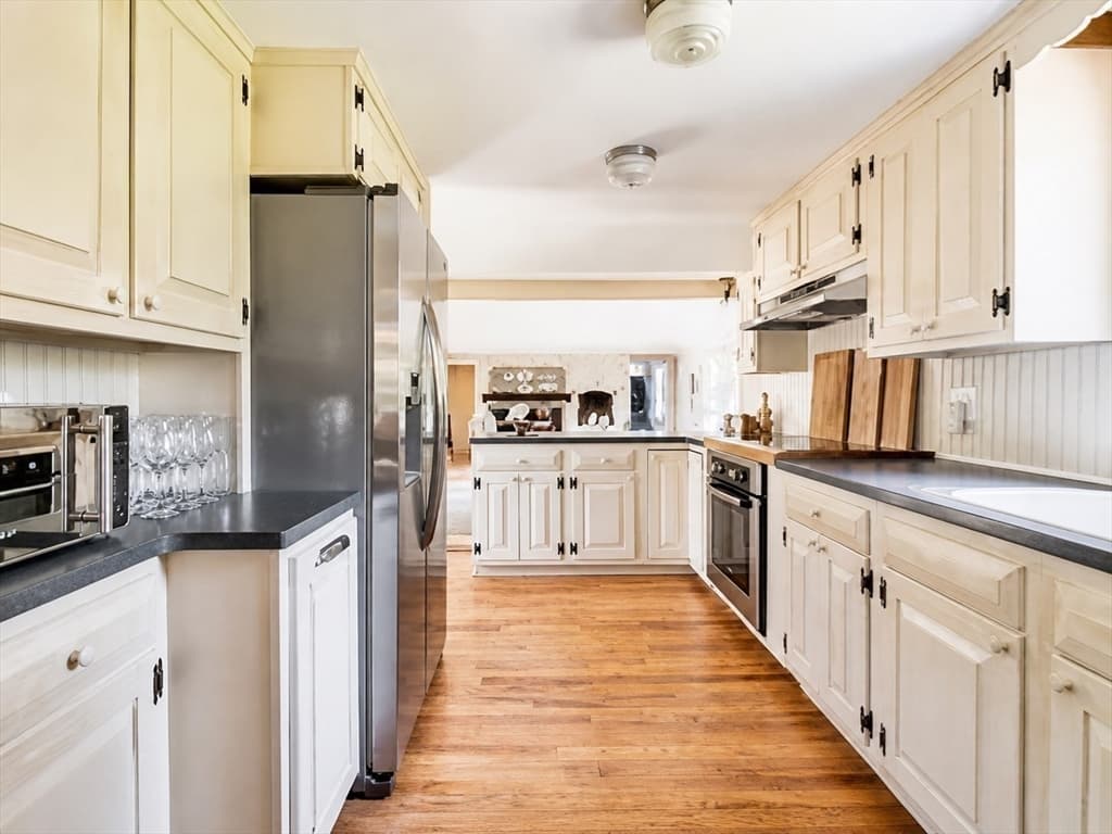 Single Family Residence at 60 Rock Harbor Rd, Orleans MA 02653, Orleans, photo 12 of 37