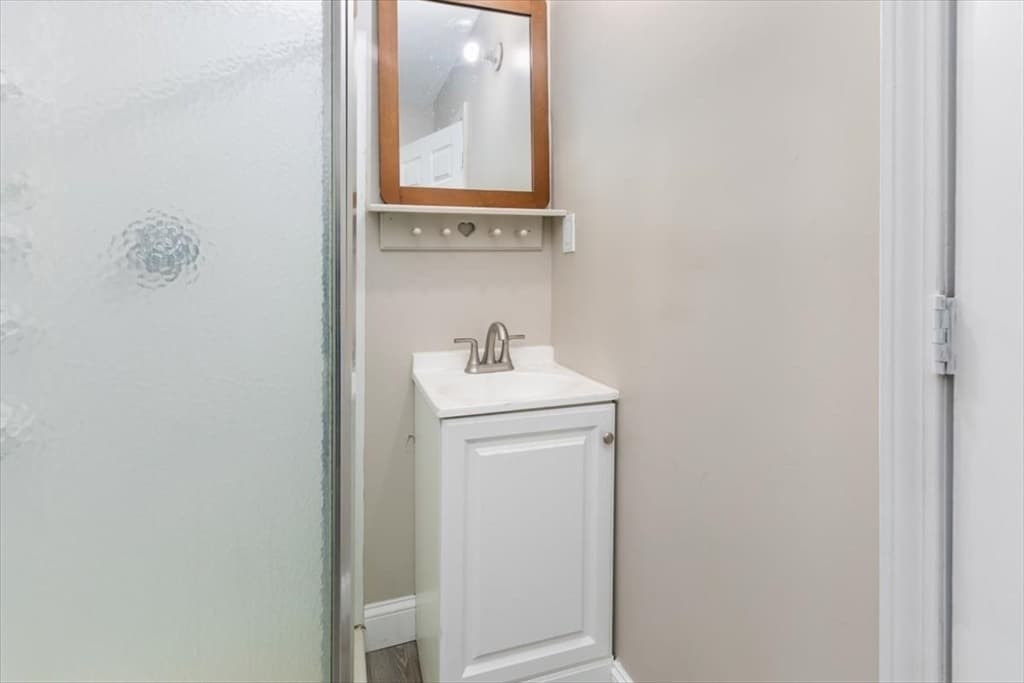 33 Garfield St, Lawrence MA 01843 photo 8