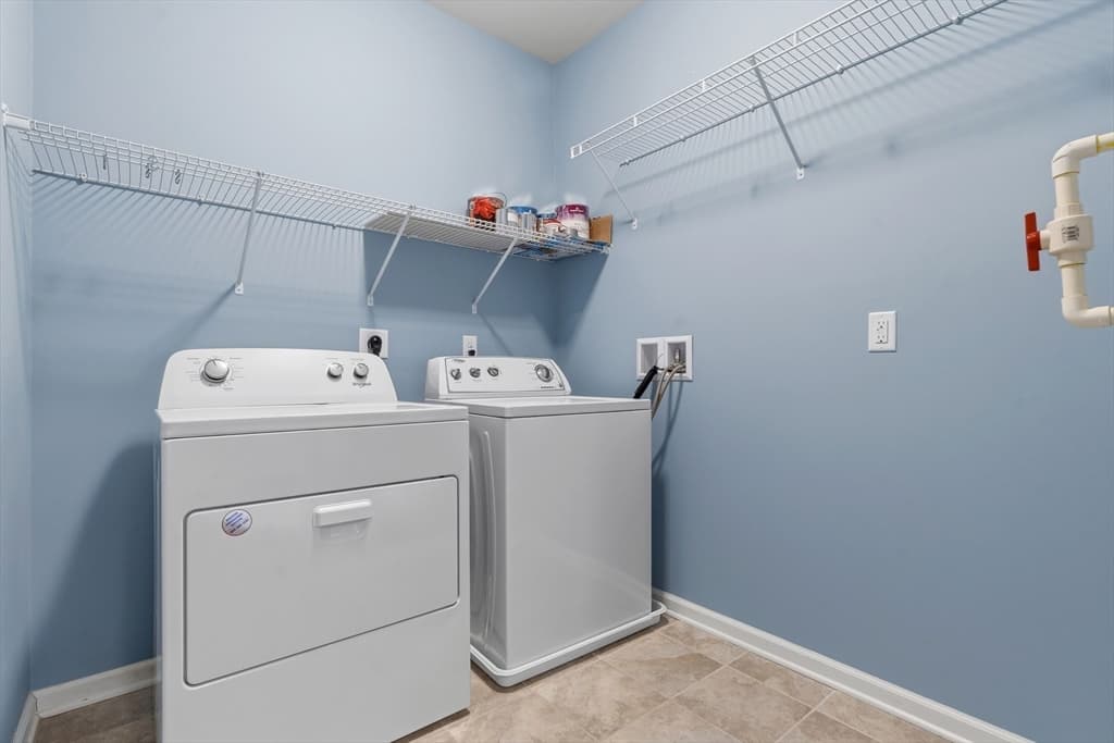 Condominium at 23 Augustus Court # 4003, Reading MA 01867, Reading, photo 27 of 42
