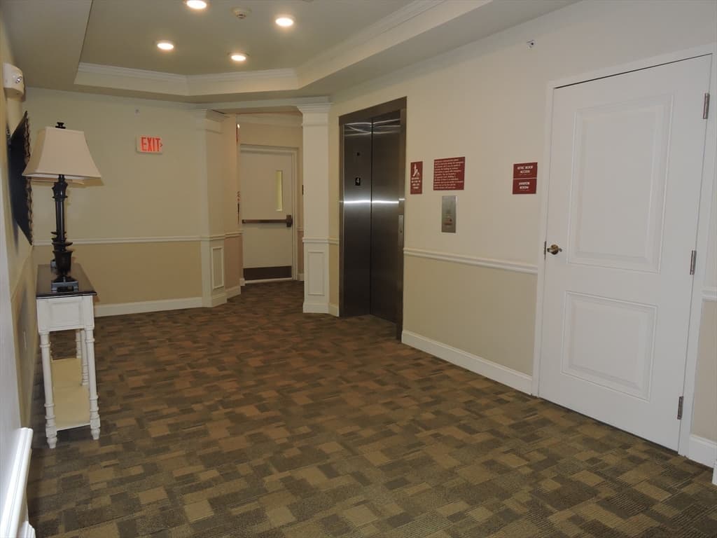 Condominium at 23 Augustus Court # 4003, Reading MA 01867, Reading, photo 3 of 42