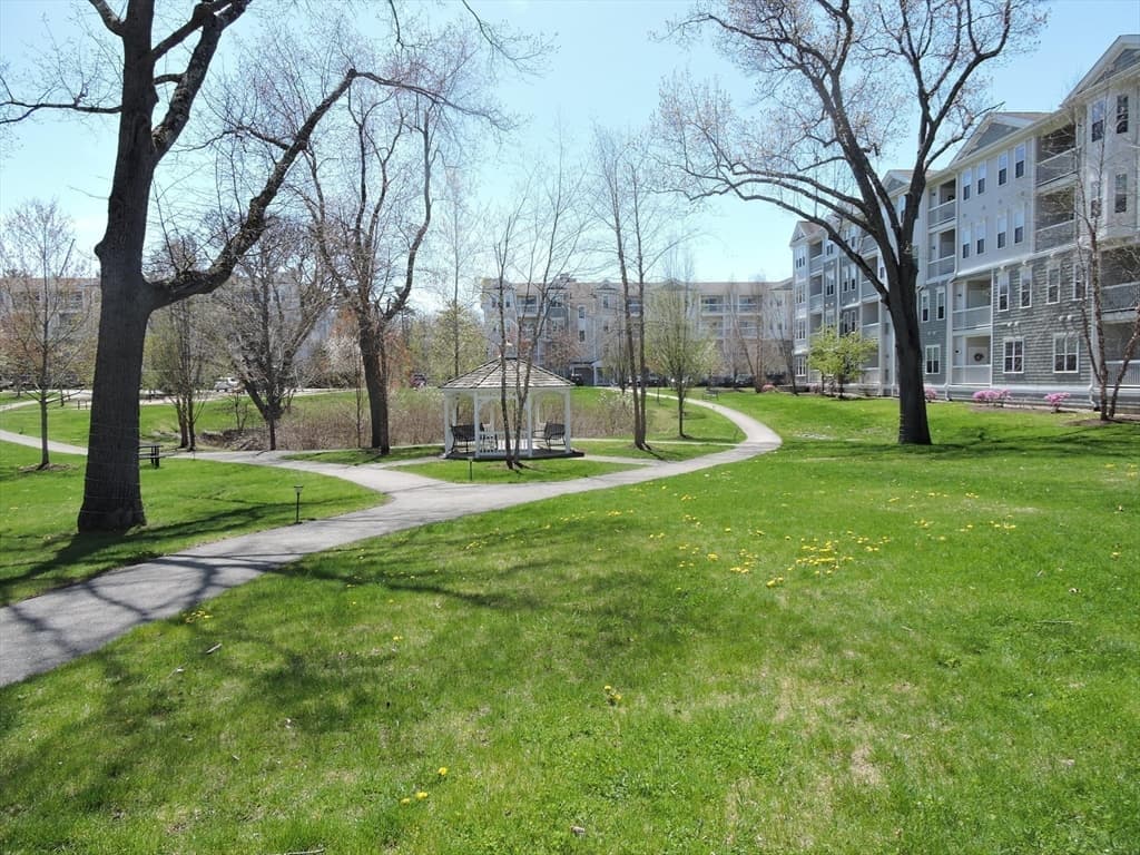Condominium at 23 Augustus Court # 4003, Reading MA 01867, Reading, photo 32 of 42