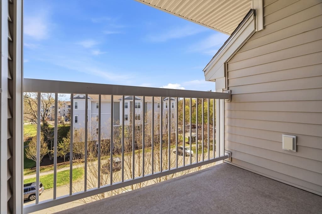 Condominium at 23 Augustus Court # 4003, Reading MA 01867, Reading, photo 28 of 42
