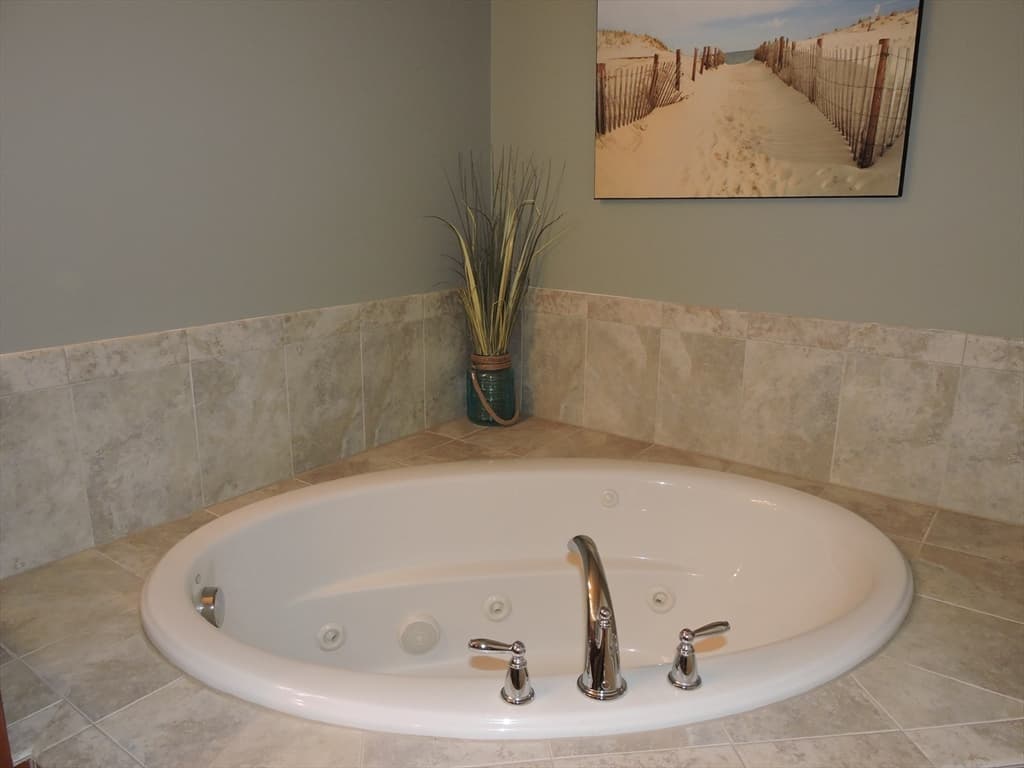 Condominium at 23 Augustus Court # 4003, Reading MA 01867, Reading, photo 20 of 42
