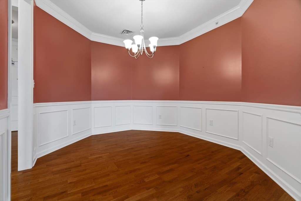 Condominium at 23 Augustus Court # 4003, Reading MA 01867, Reading, photo 9 of 42