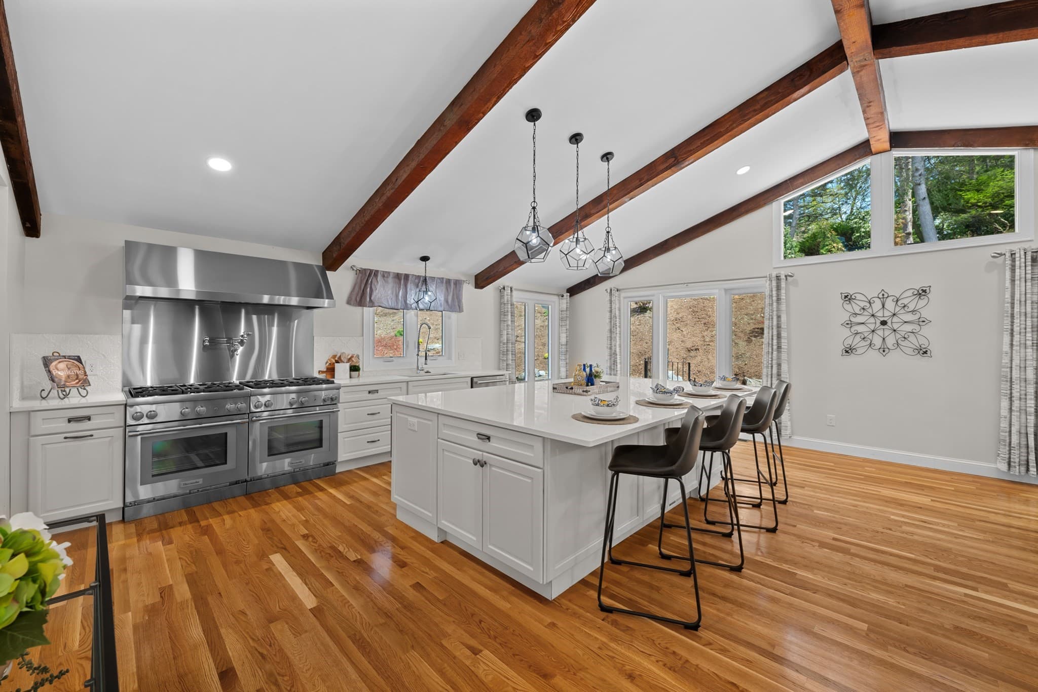 Single Family Residence at 20 Westwood Dr, Worcester MA 01609, Worcester, photo 15 of 41