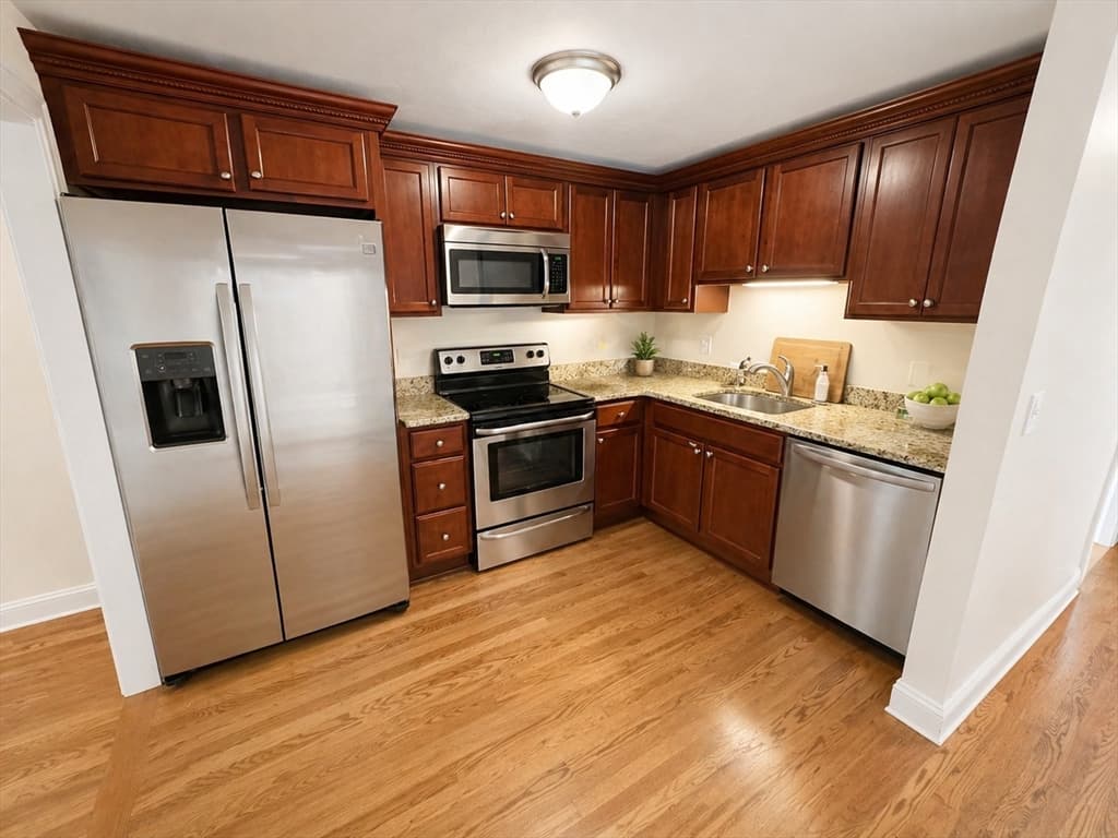 92 Sandwich Rd # 4D, Bourne MA 02532 photo 4