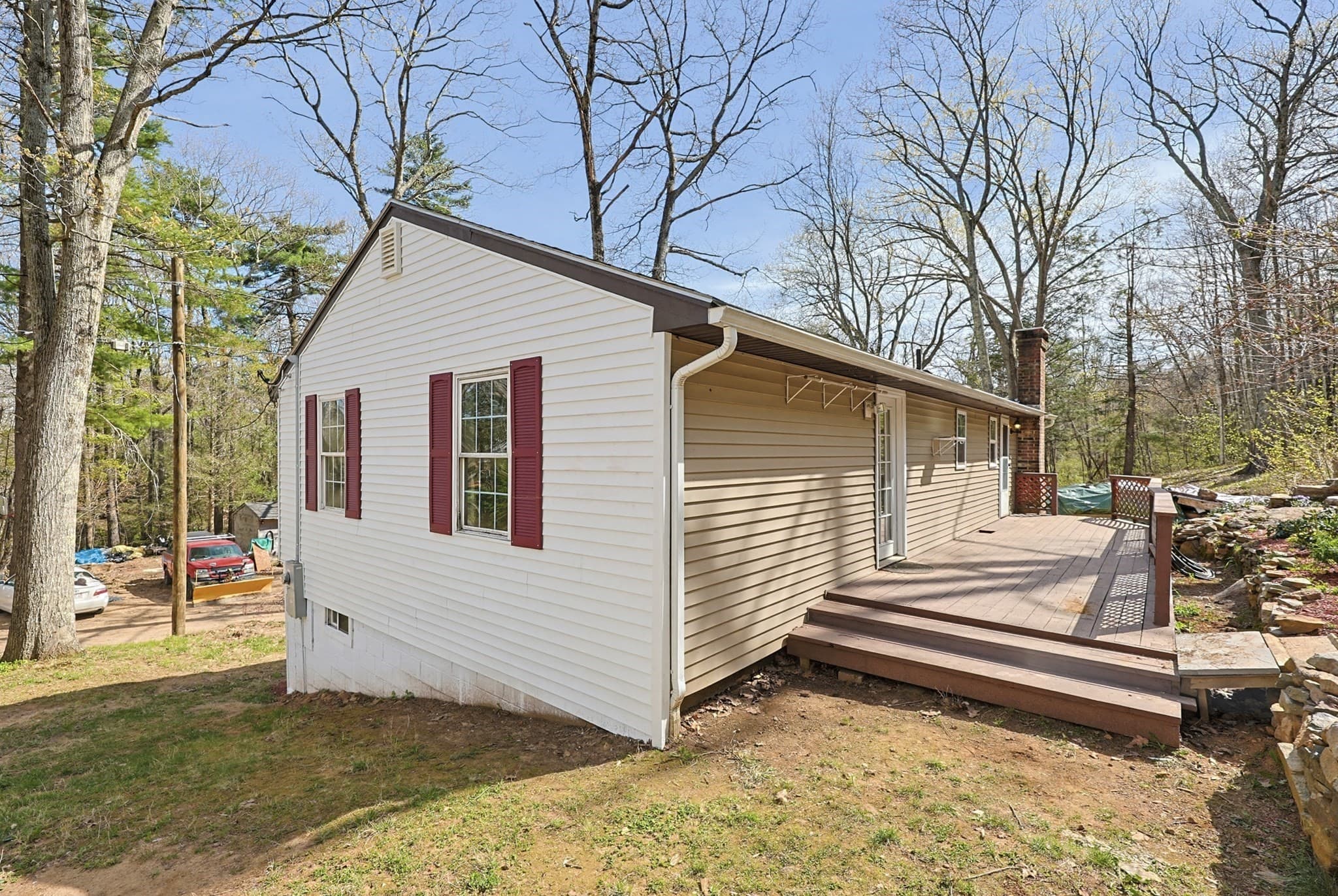 Single Family Residence at 124 Old County Road, Holland MA 01521, Holland, photo 2 of 38