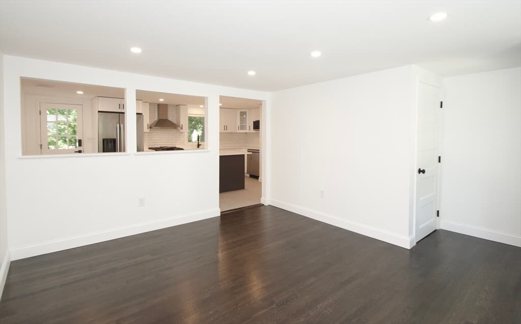 Single Family Residence at 7 Barbara Rd, Kingston MA 02364, Kingston, photo 7 of 26