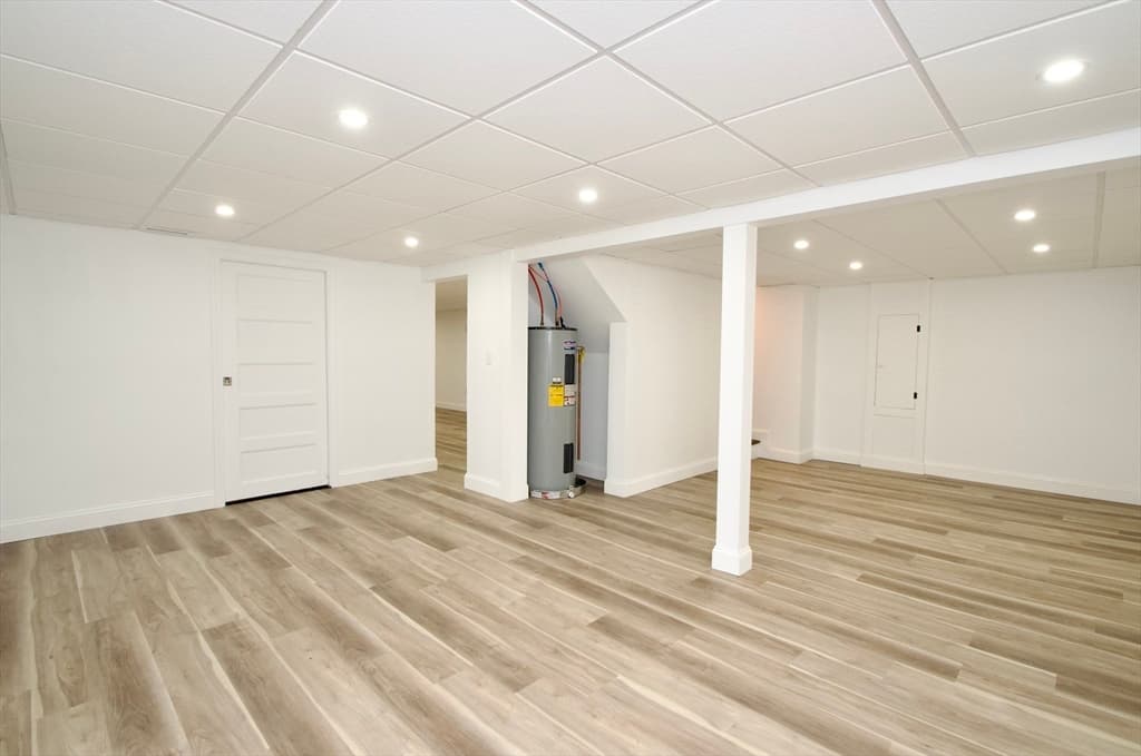 Single Family Residence at 7 Barbara Rd, Kingston MA 02364, Kingston, photo 14 of 26