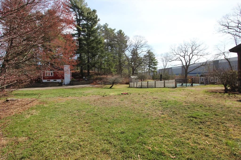 198 Grove St, Franklin MA 02038 photo 4