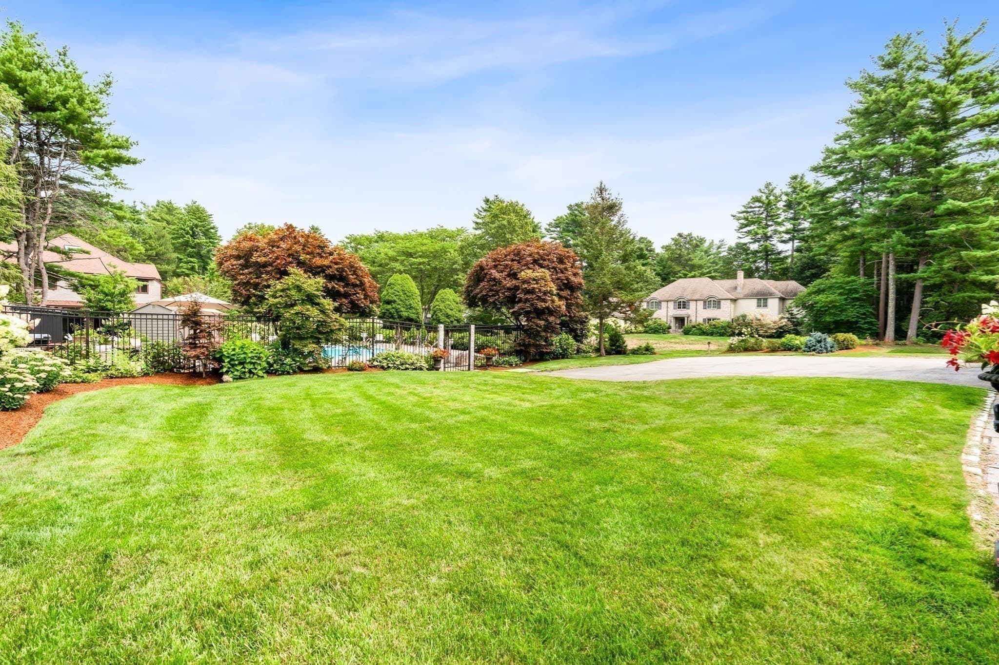 Single Family Residence at 7 Saddle Ridge Road, Sudbury MA 01776, photo 5 of 42