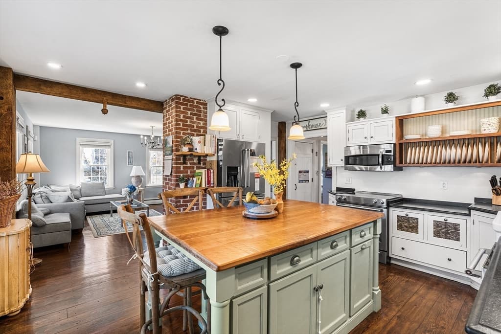416 Boston Rd, Sutton MA 01590 photo 6