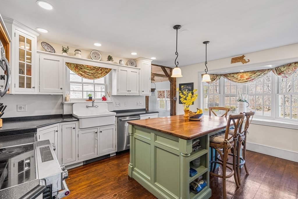 416 Boston Rd, Sutton MA 01590 photo 8