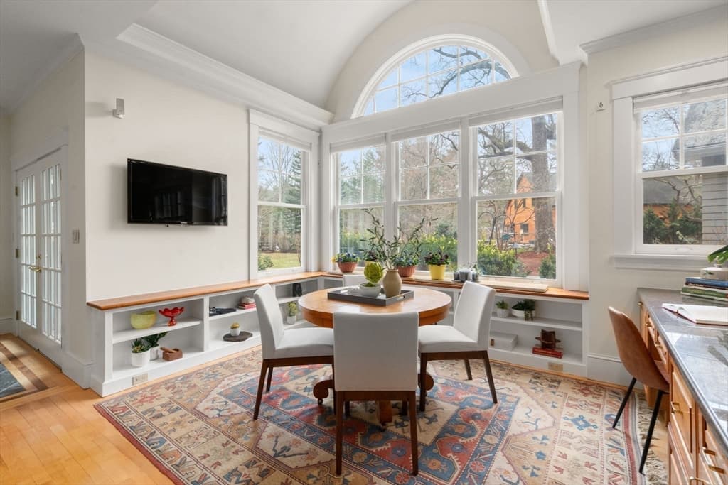 55 Glezen Ln, Wayland MA 01778 photo 9