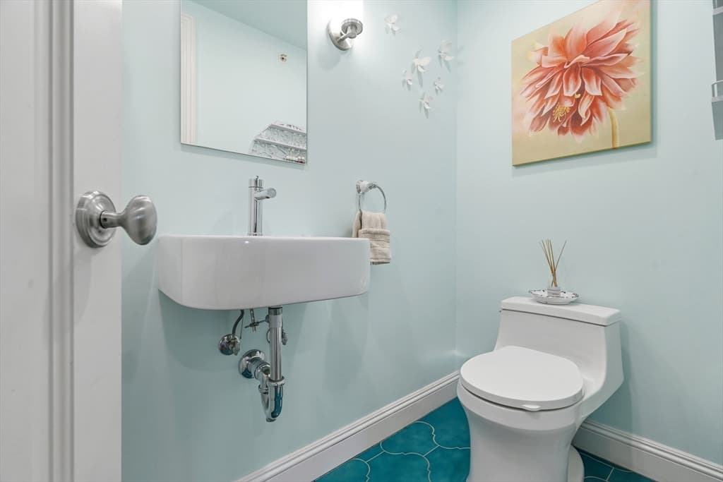 Condominium at 531 Massachusetts Ave # 3, Boston MA 02118, photo 40 of 40
